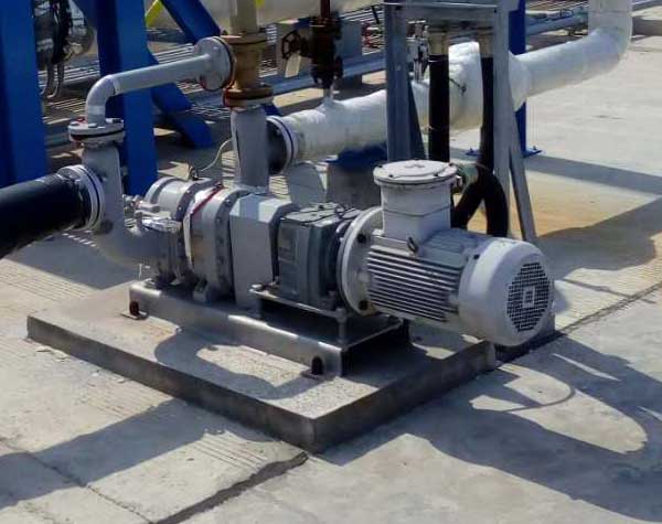 離心式礦漿泵的工作原理是什么?使用壽命長(zhǎng)嗎?