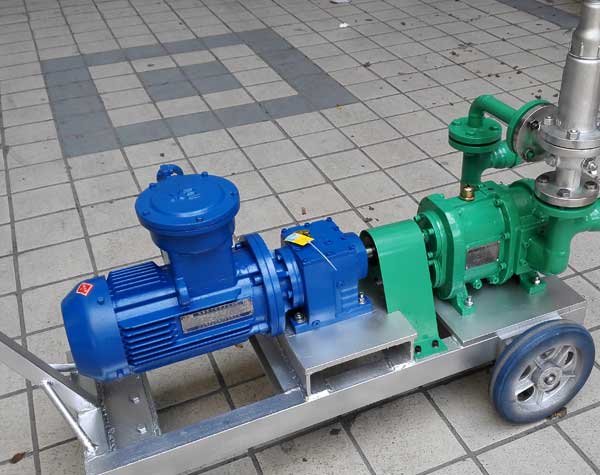 防汛搶險移動泵車哪里有買?