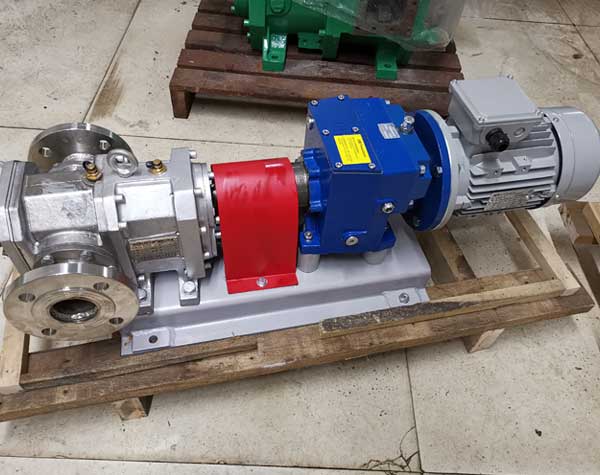 強(qiáng)自吸轉(zhuǎn)子泵 強(qiáng)自吸轉(zhuǎn)子泵